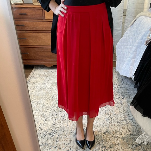 Red pleated chiffon midi skirt - Anne Klein - size 4 - Picture 5 of 6